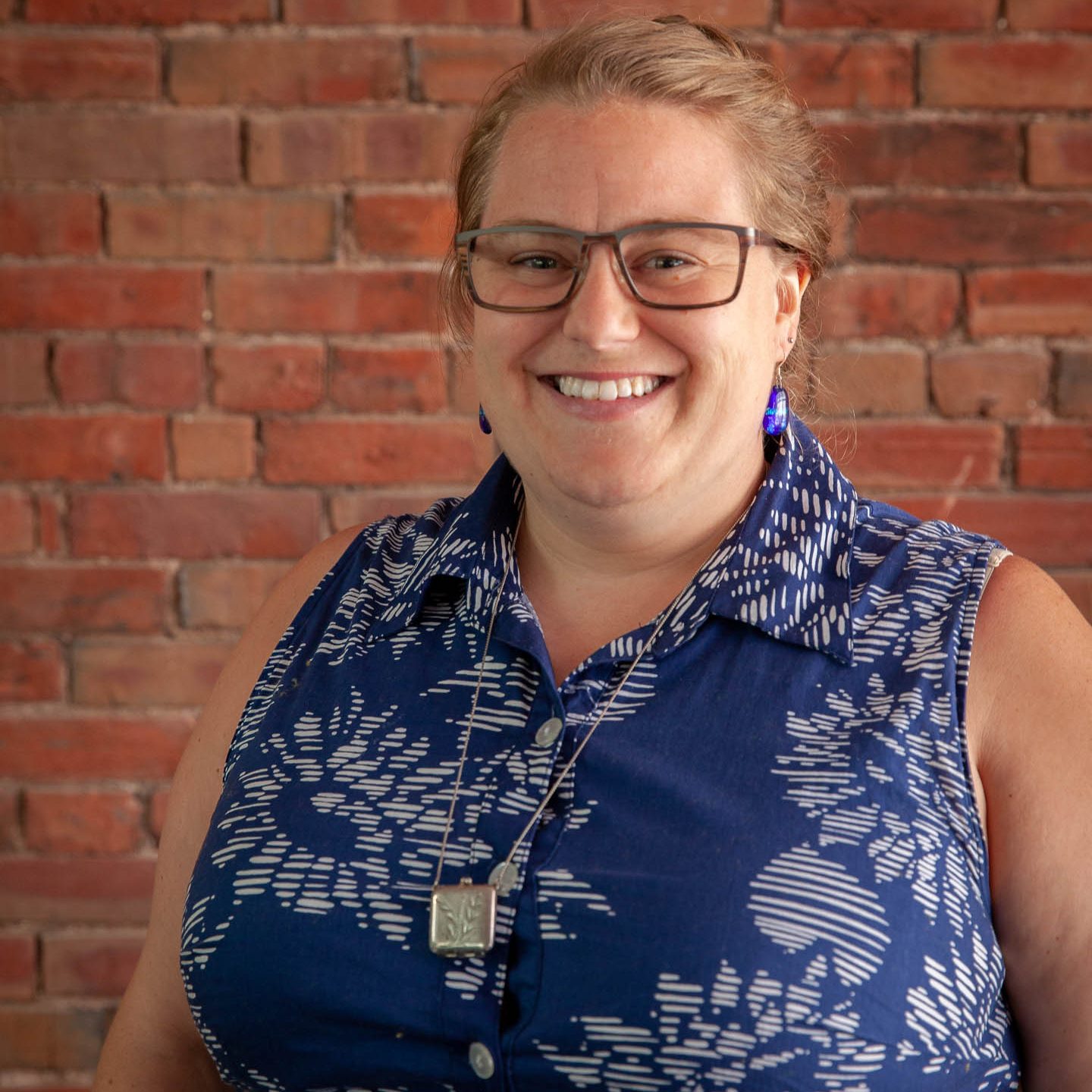 staff_2019-erin staff_2019-erin