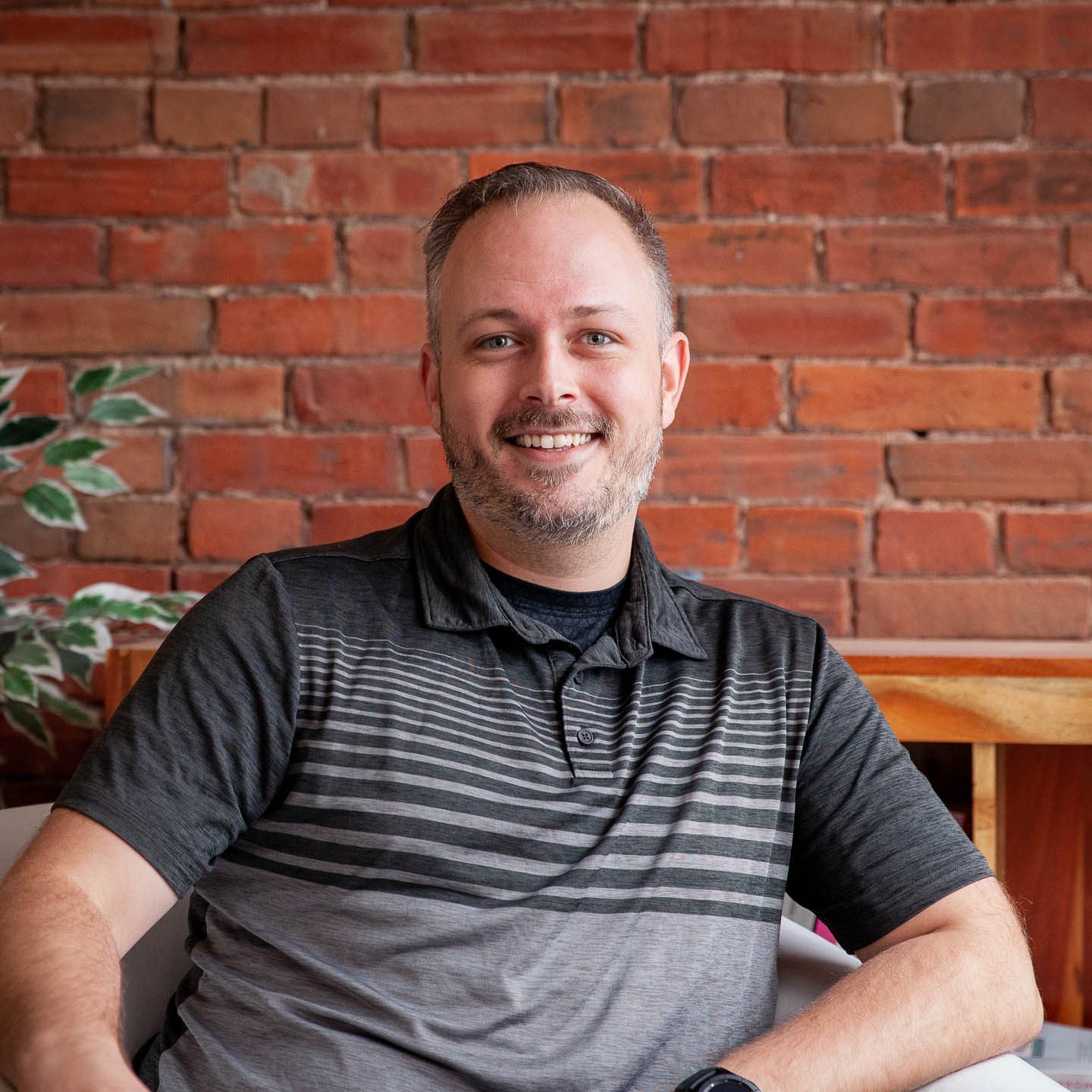 staff_2019-justin2 staff_2019-justin2