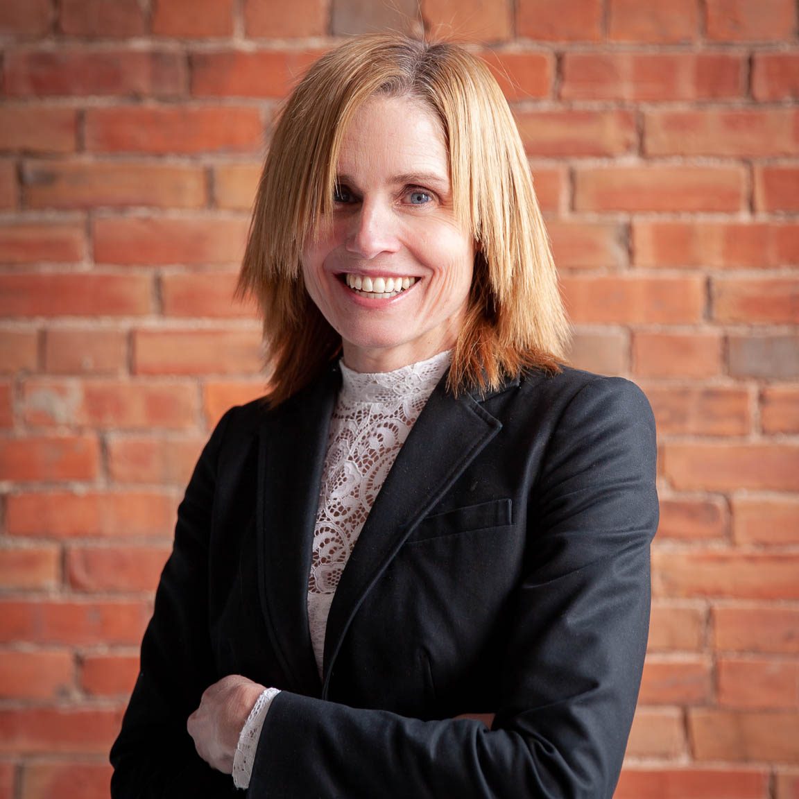 staff_2019-peggy staff_2019-peggy